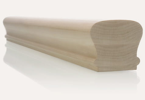 Moulure en bois franc, essence de bois : merisier clair.